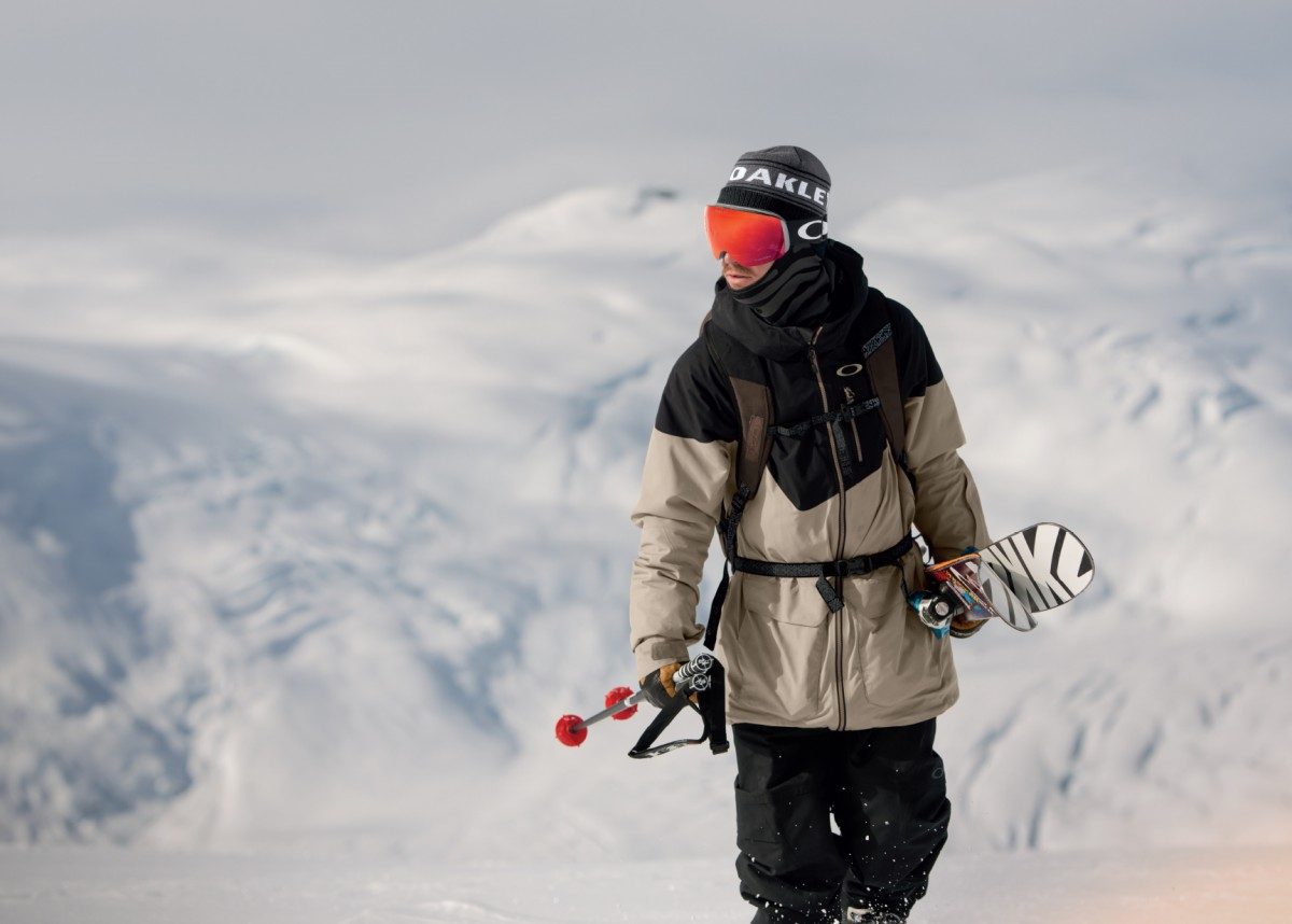 Oakley_SNOW-03