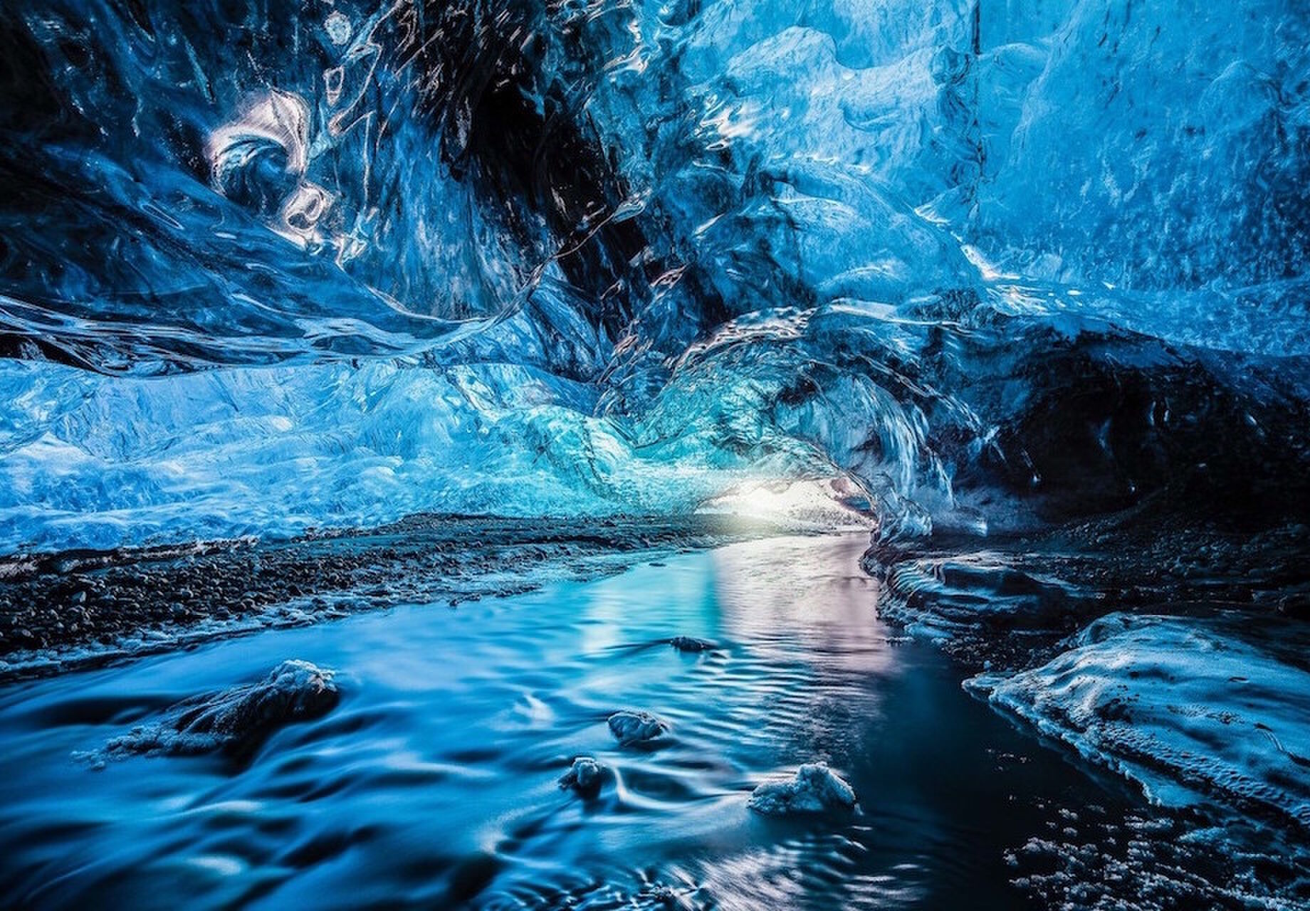 crystal-caves Ijsland locatie huwelijk aanzoek ten huwelijk vragen trouwen MAN MAN