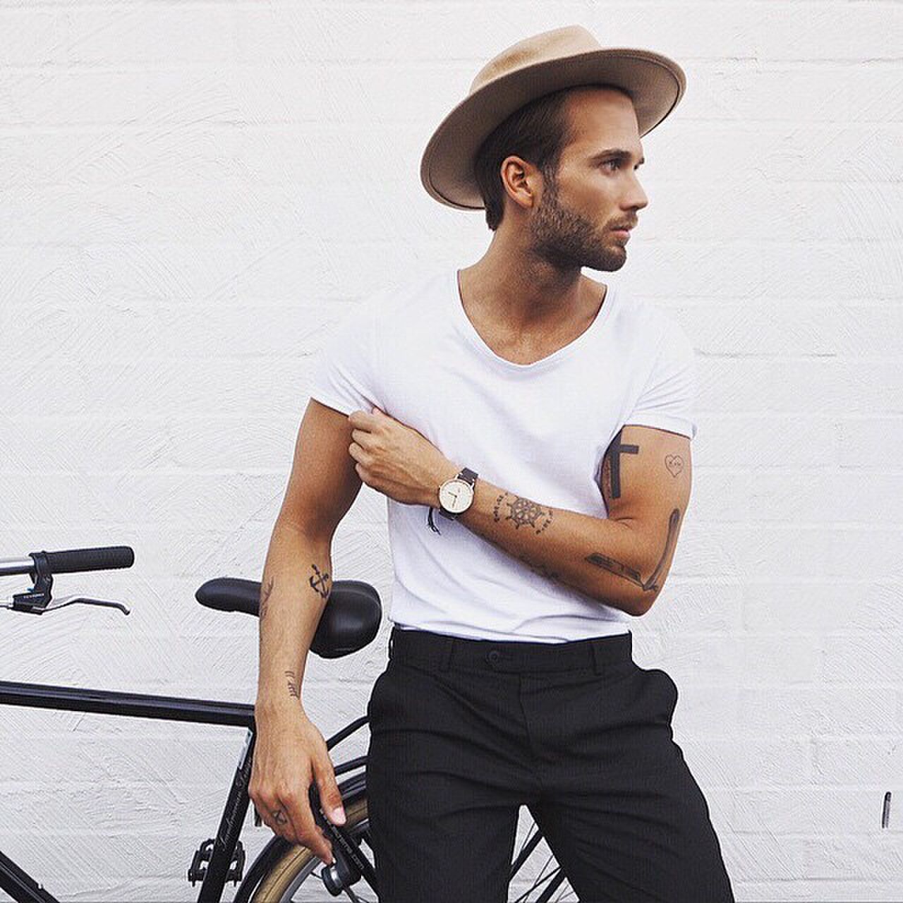 tee wit hoed heren MAN MAN