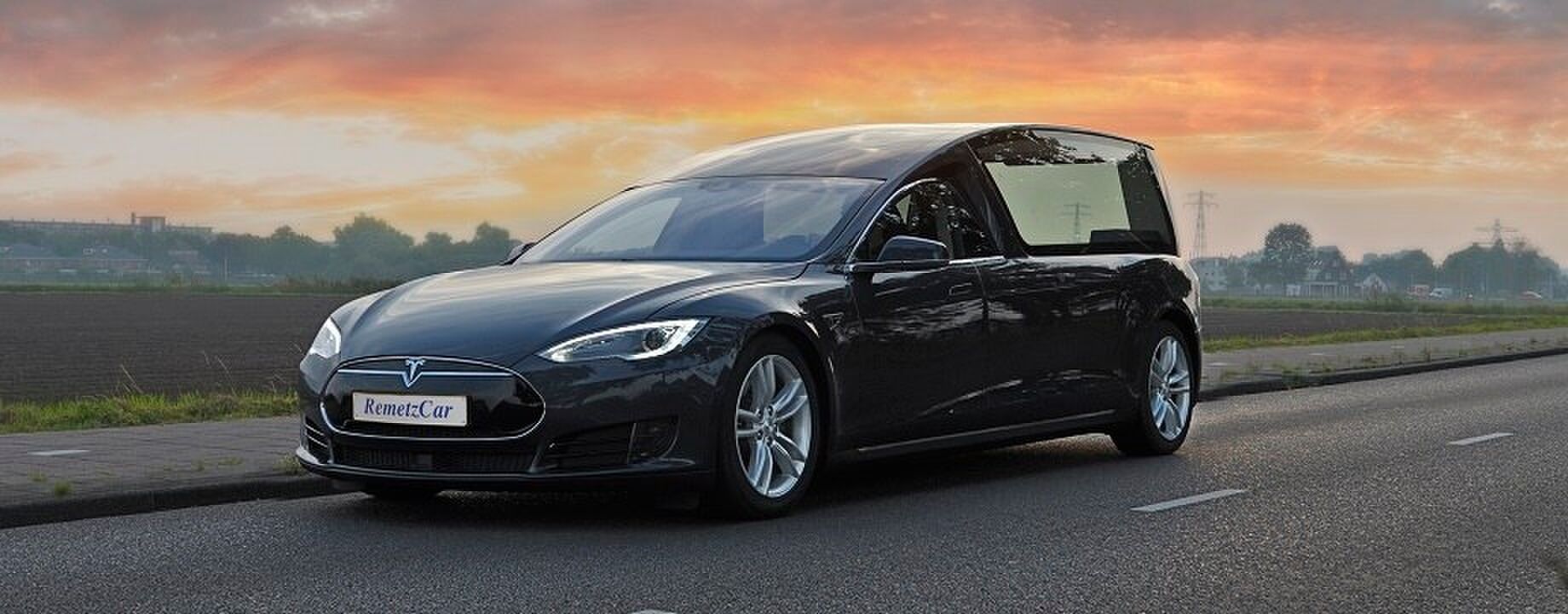 Tesal model s rouwauto