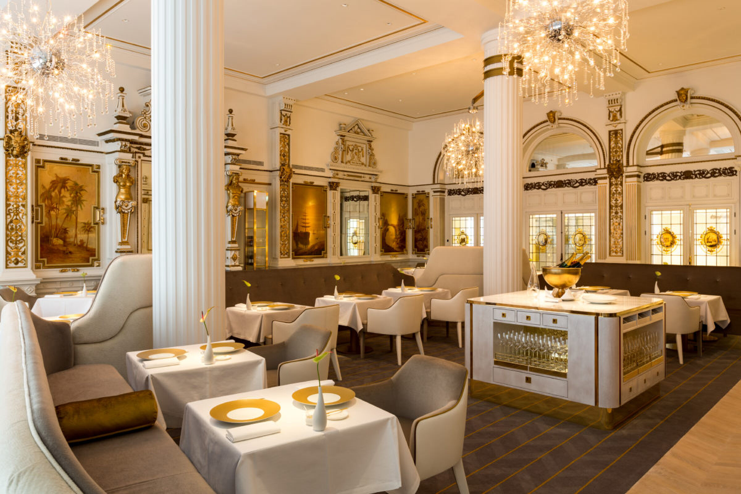 The white room
