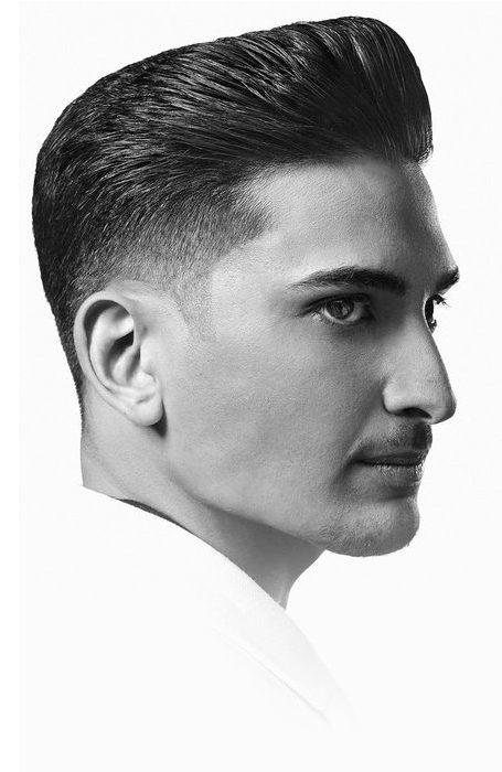 Herenkapsels met een opscheer kapper baber barbershop knippen haircut MAN MAN