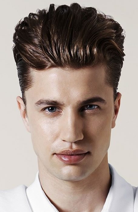Haarstijlen-pompadour-heren-kapsel-mannen-bbrber-MAN MAN