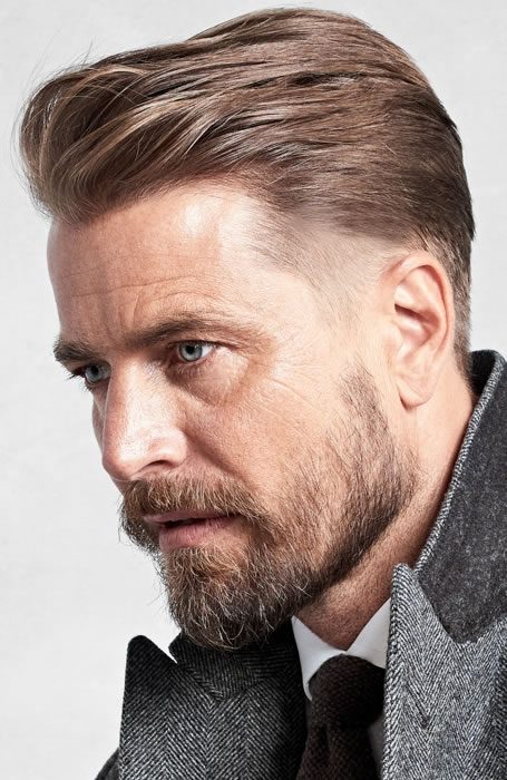 Haarstijlen-pompadour-heren-kapsel-mannen-bbrber-MAN MAN