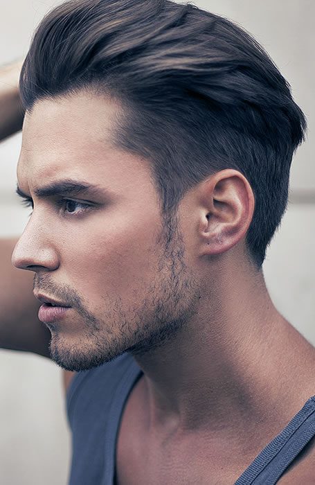 Haarstijlen-pompadour-heren-kapsel-mannen-bbrber-MAN MAN