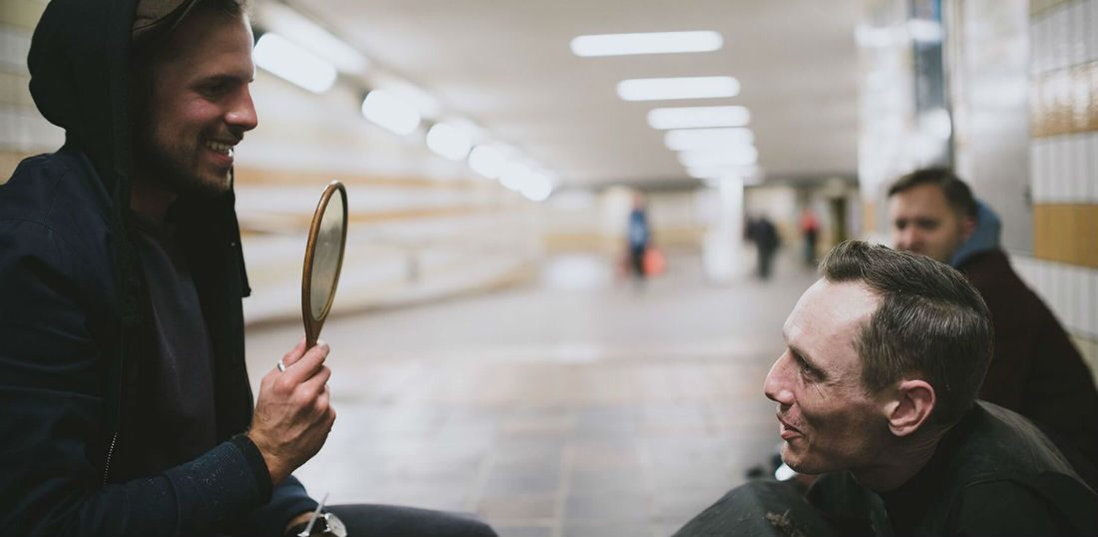 good guy rich guy rijk arm eerlijk man man