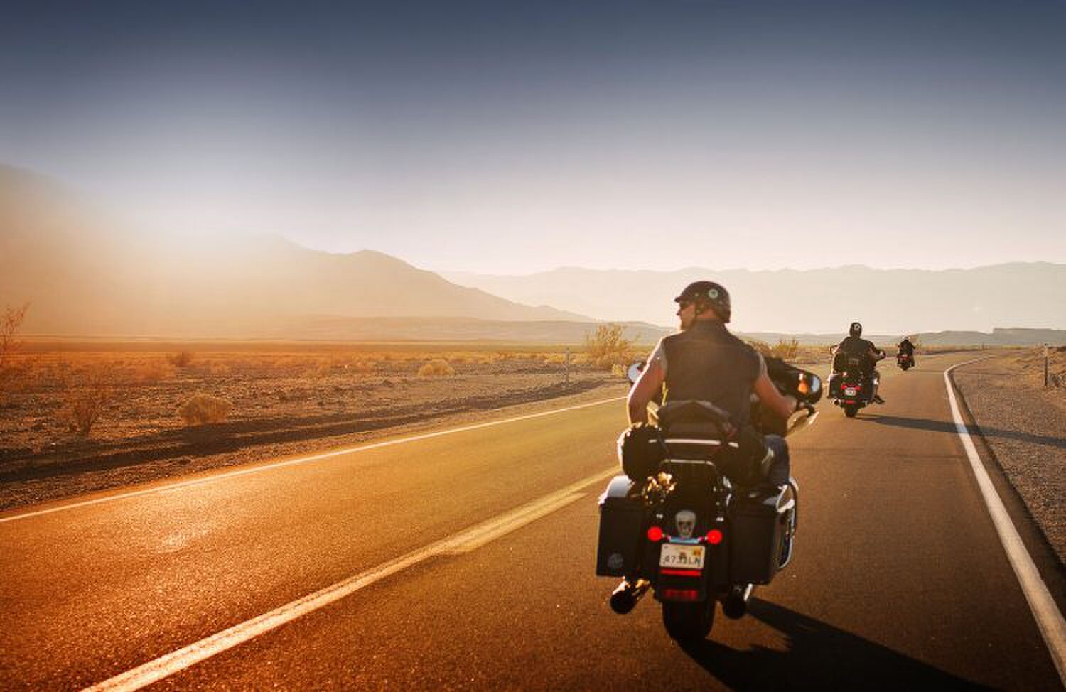 beste-motorroutes-zwarte-motor-2016-MAN MAN
