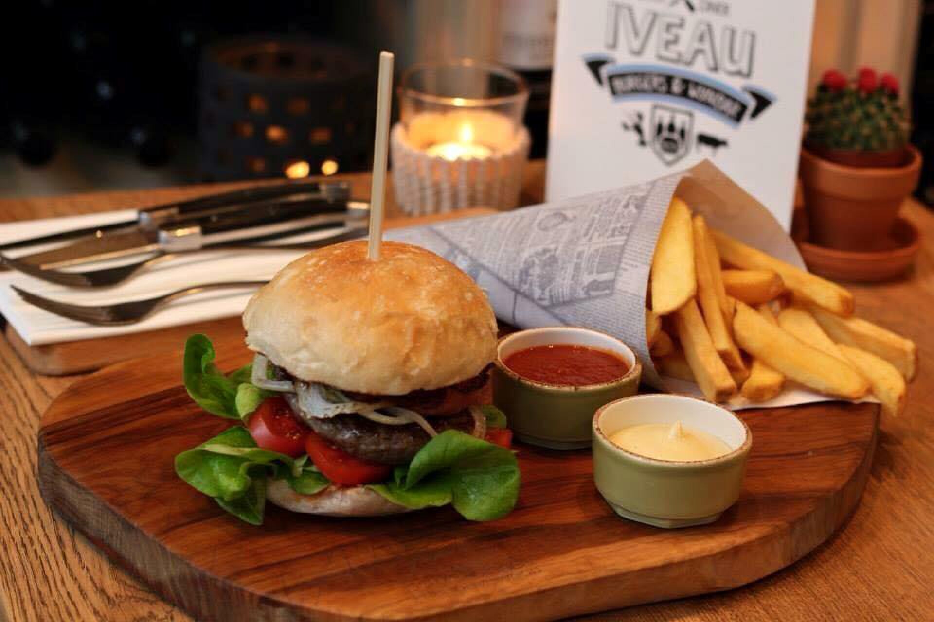 burgers-arnhem-eten-friet-hamburger-MAN MAN