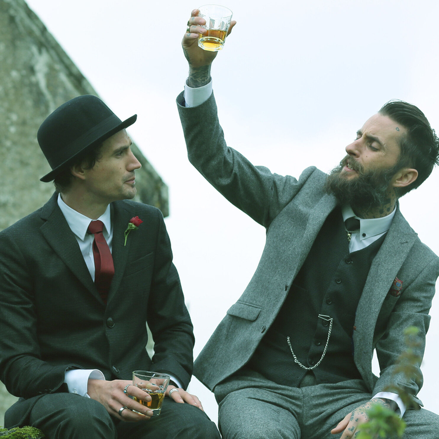 whiskey trip single mannen december man man