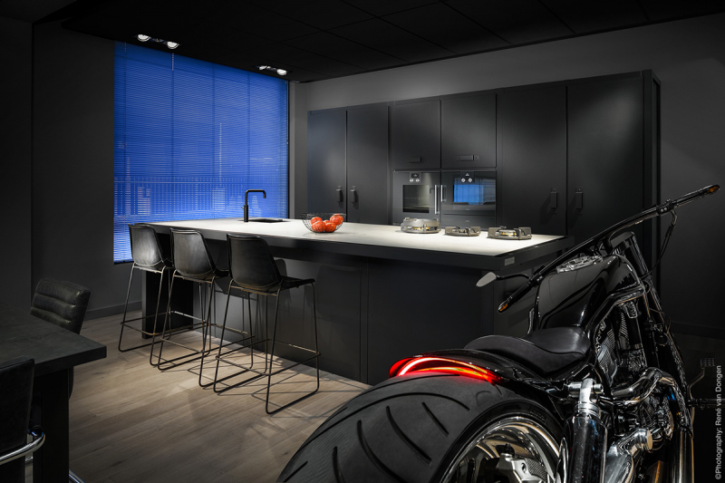 inspiratie zwart keuken man man 1