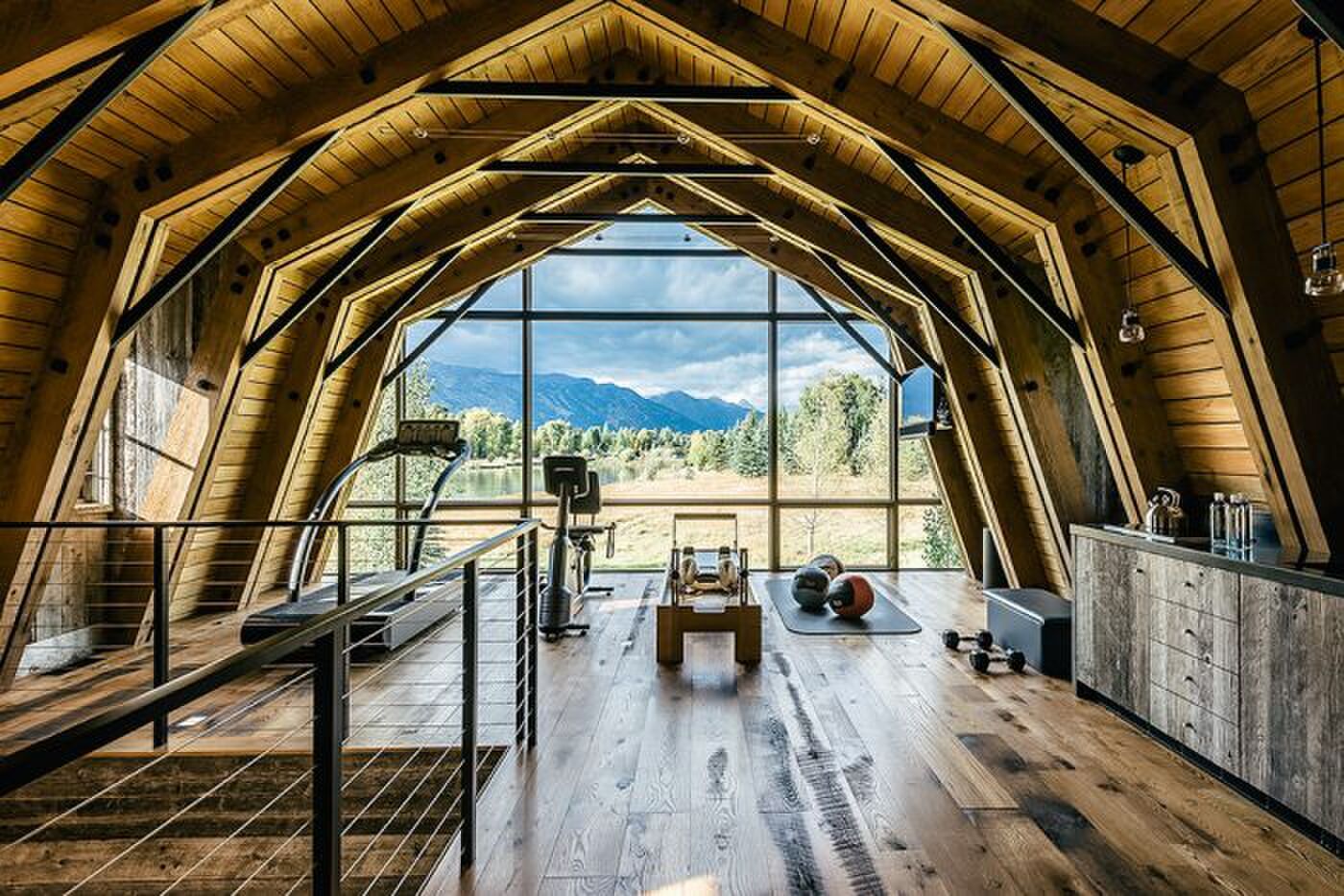 The-Barn-schuur-mancave-MAN MAN