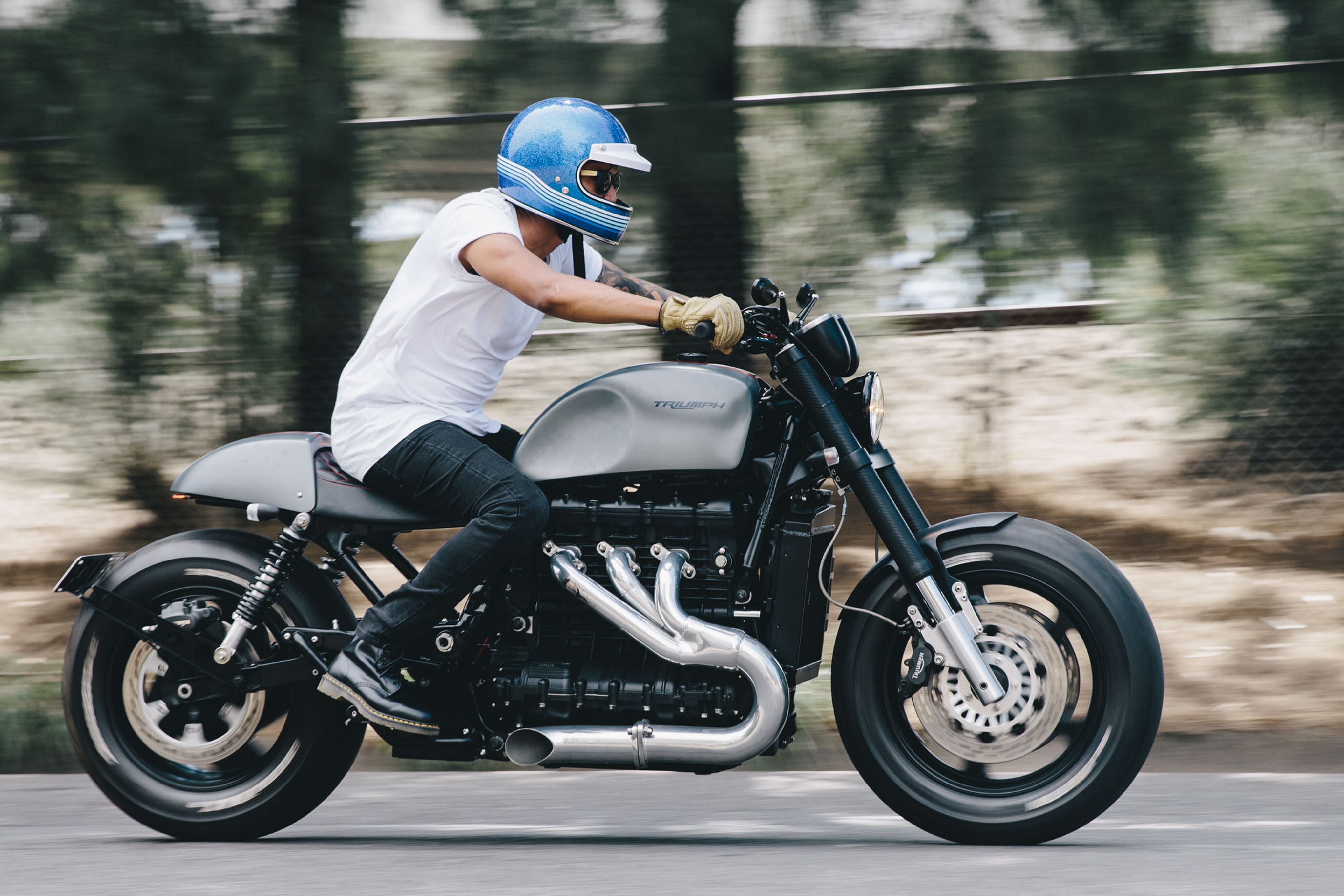 Triumph rocket cafe racer man man 6