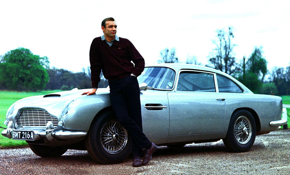 James bond auto's man man 4