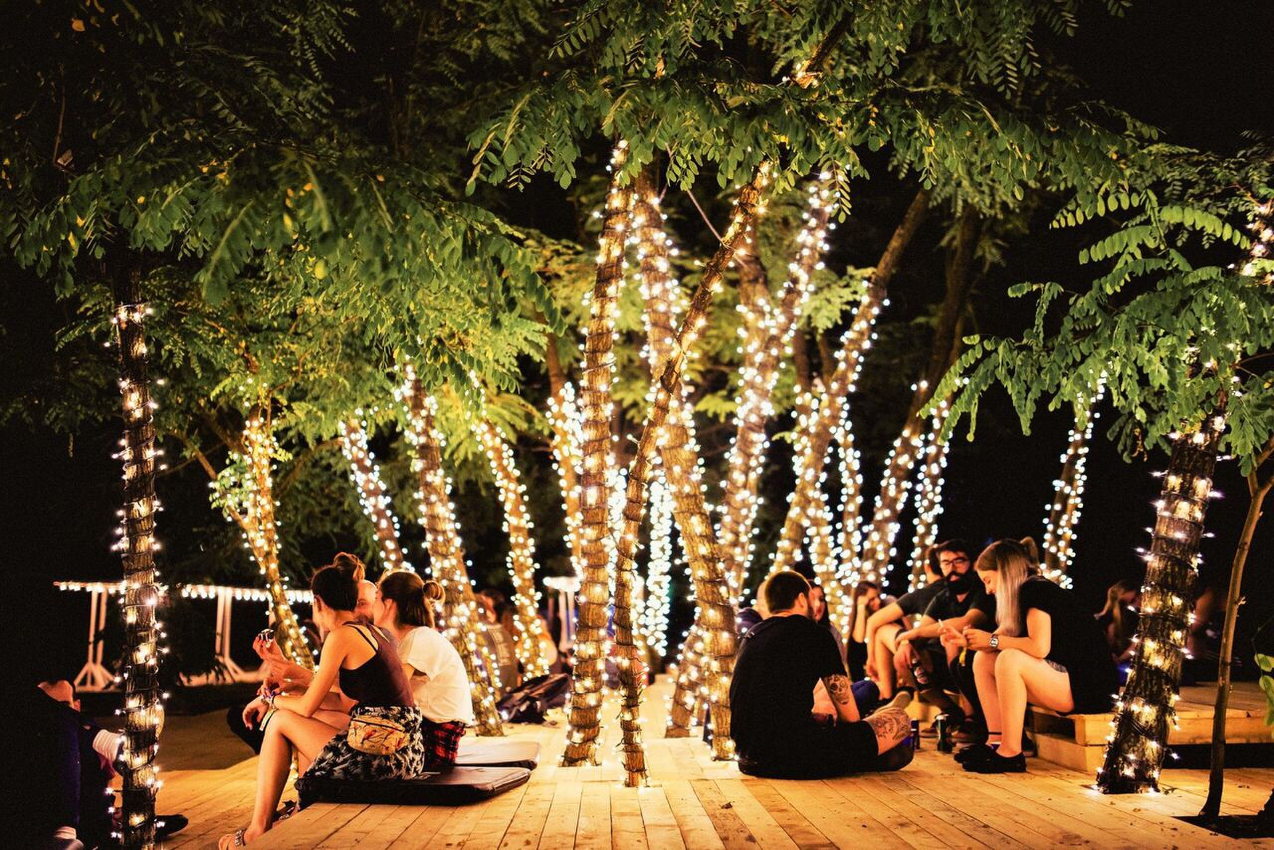 electric-castle-palm-manman