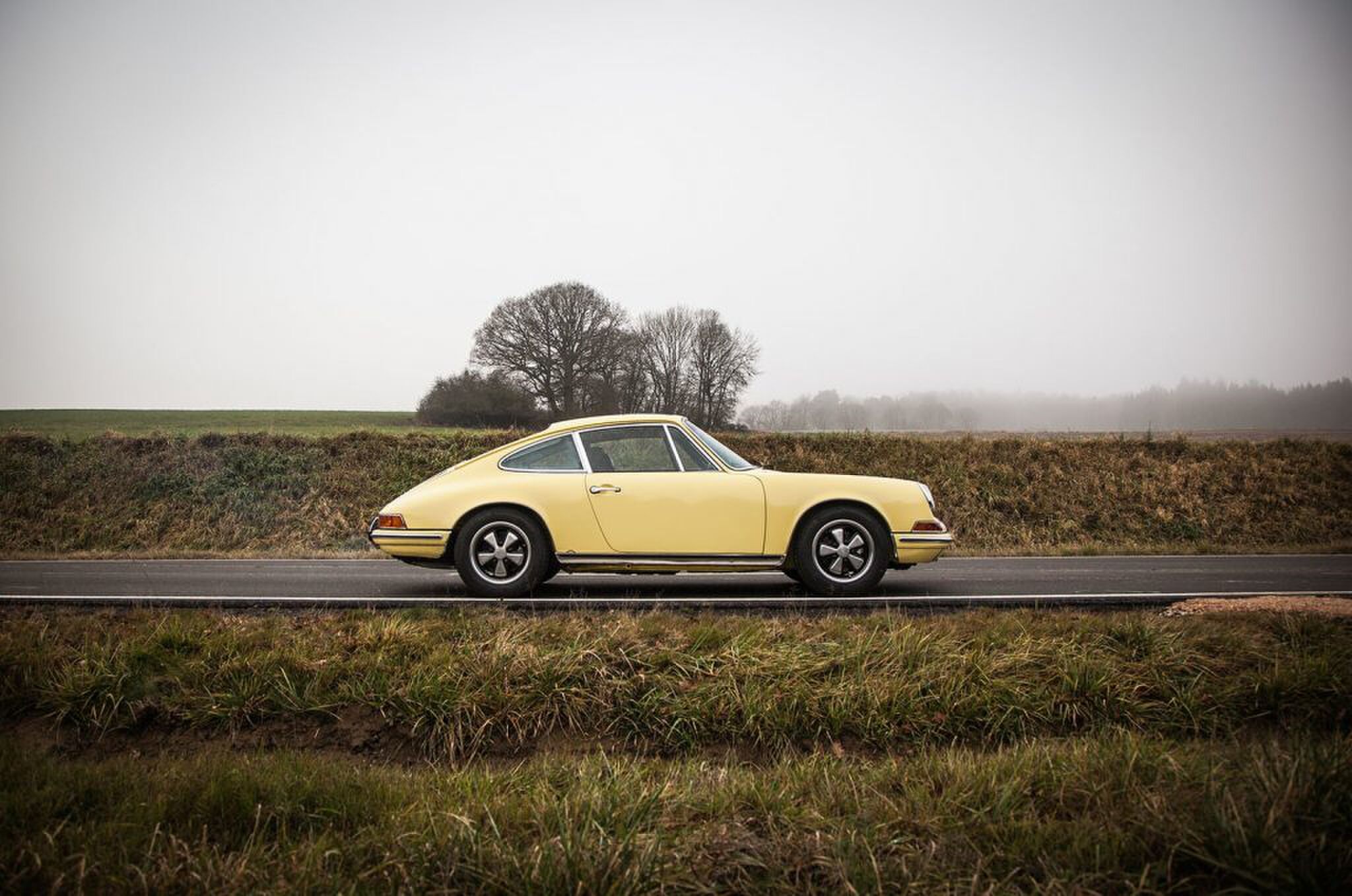 porsche zwarte lijst man man 2