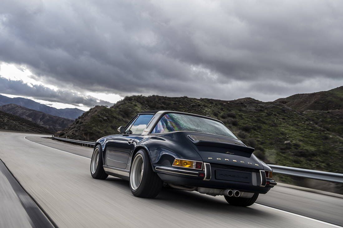 porsche auto