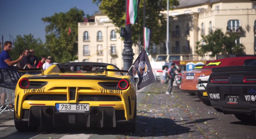 Een karavaan aan supercars