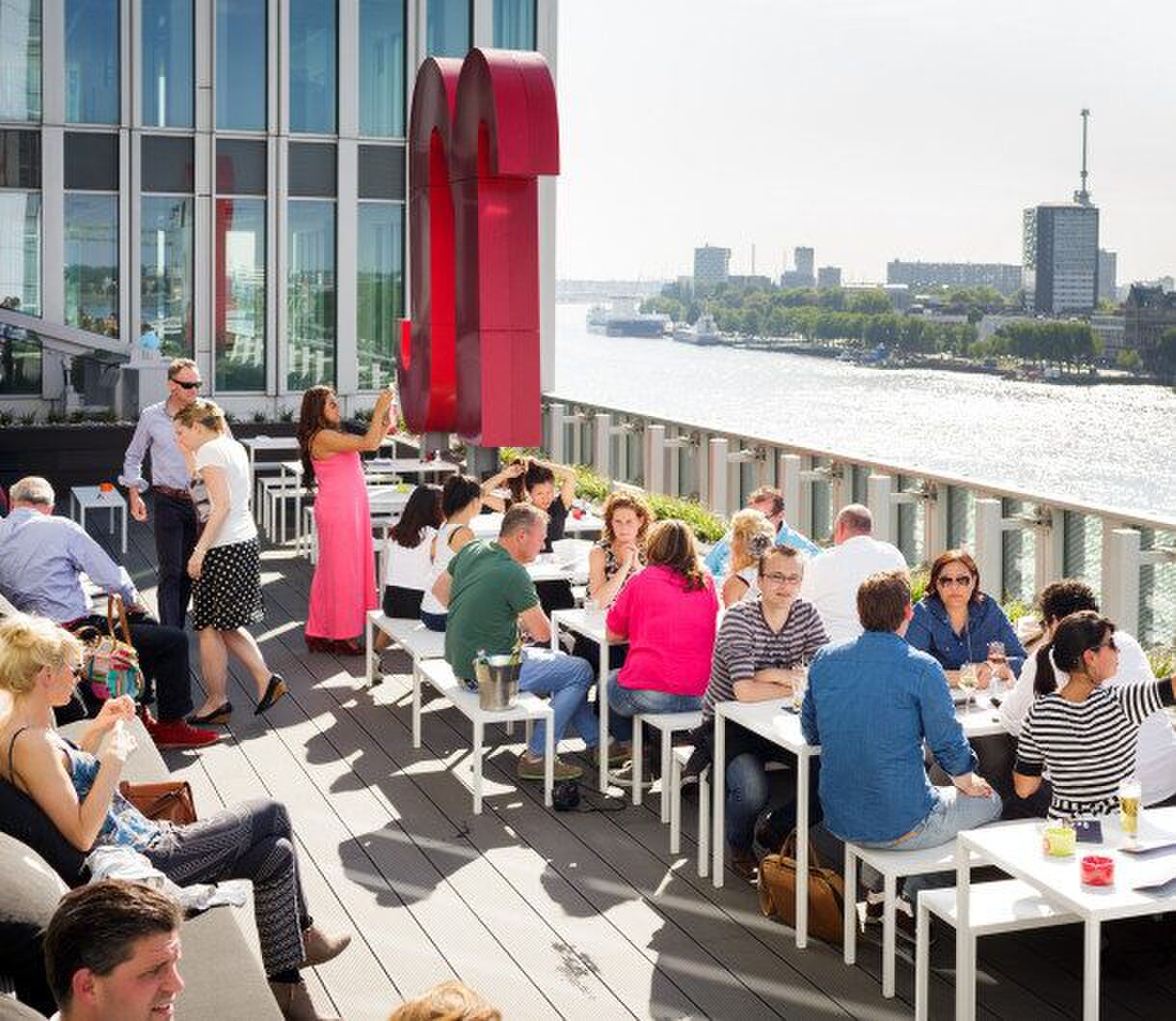 rooftopbar-nhow-nederland-manman