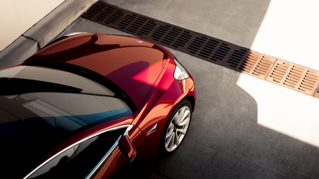 tesla model 3 MAN-MAN 5