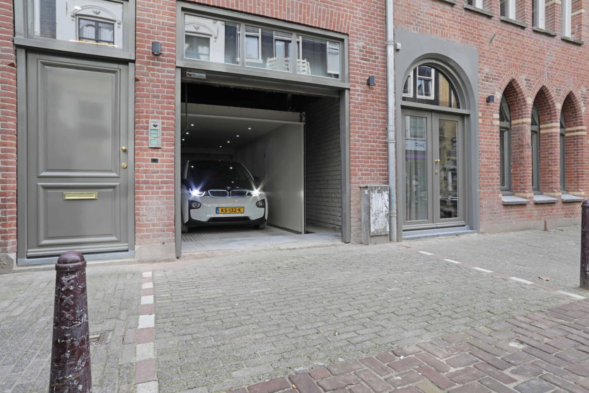 Utopia aan de kerkstraat MAN-MAN 2