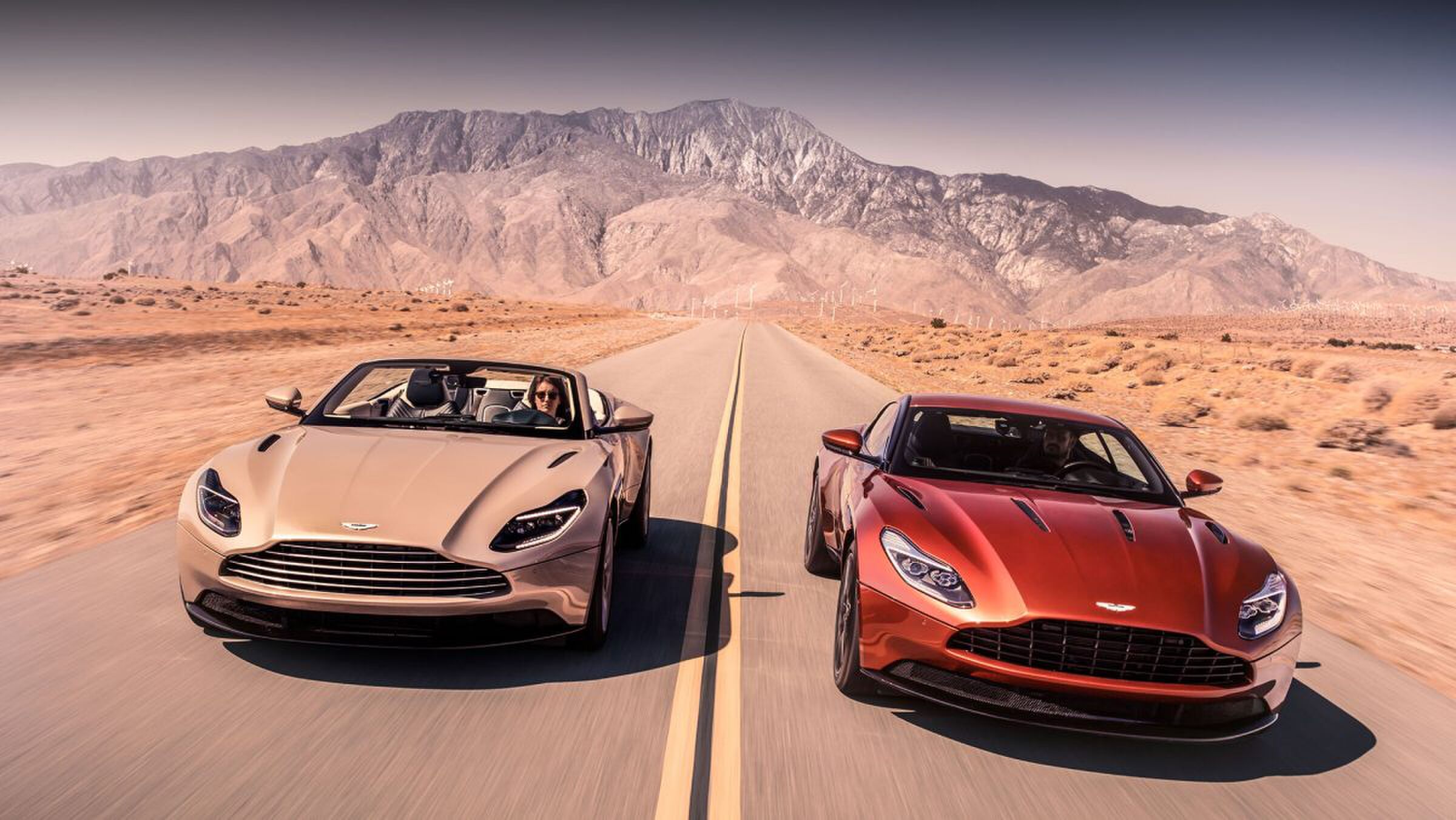 Aston Martin DB11 Volante MAN-MAN