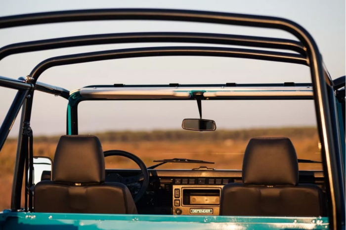 Custom Land Rover Man-Man