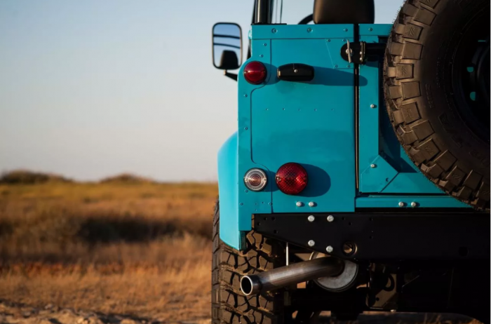Custom Land Rover Man-Man