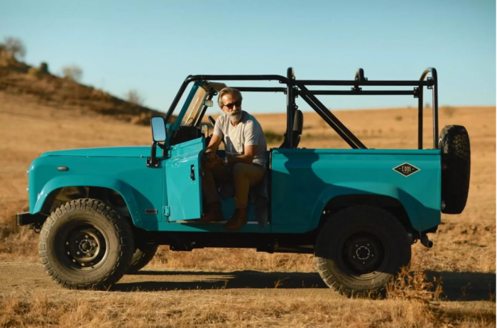 Custom Land Rover Man-Man