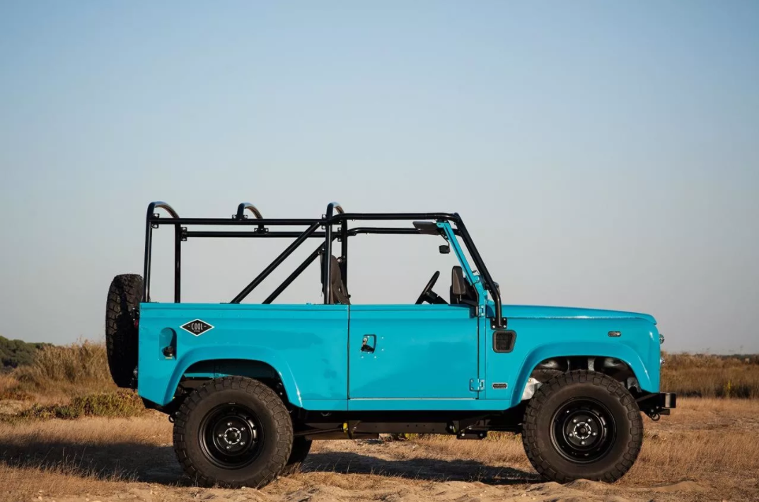 Custom Land Rover Man-Man