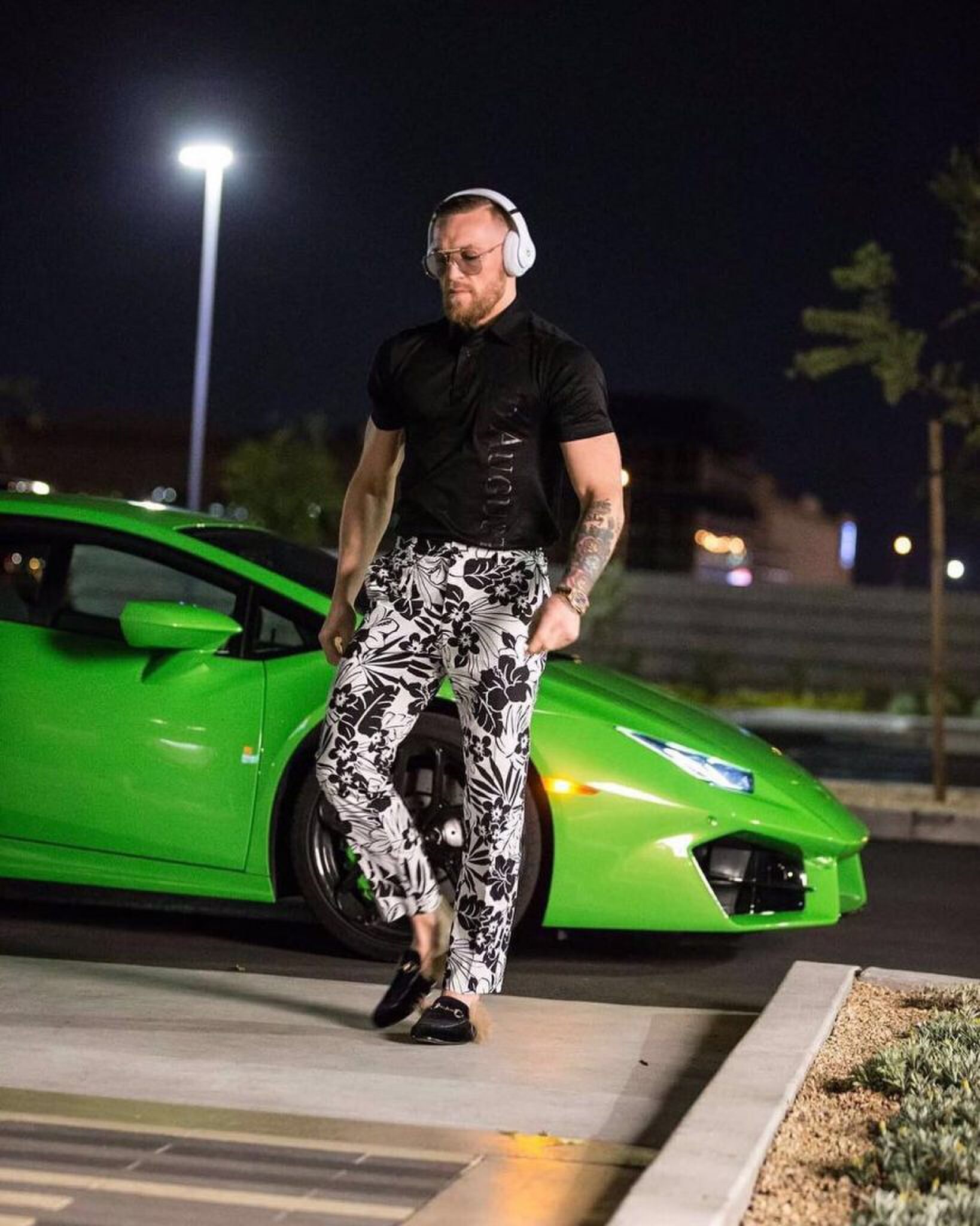 conor mcgregor notorious film MAN-MAN