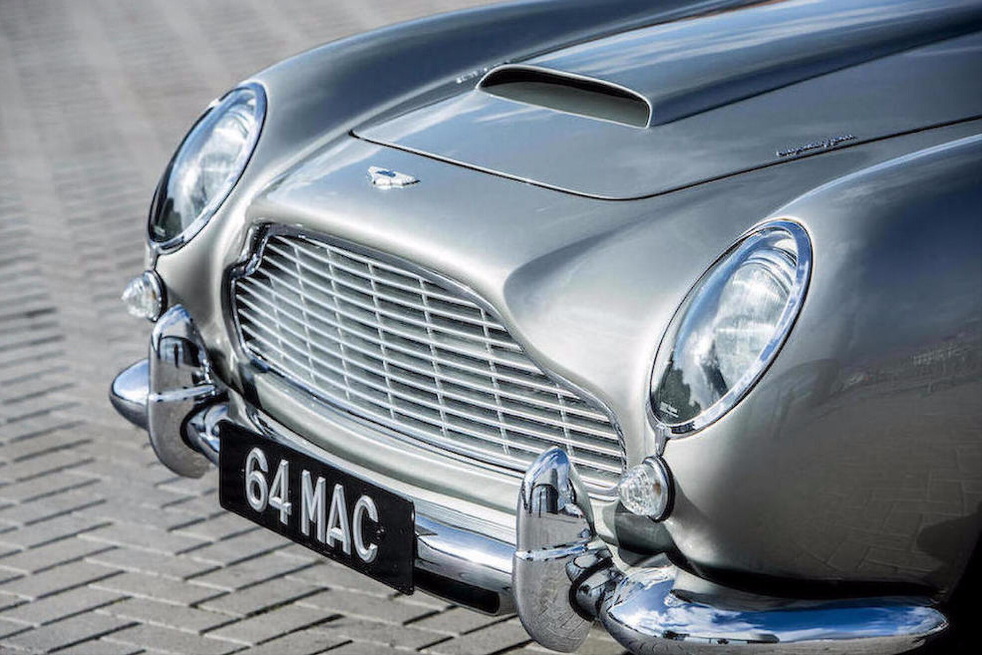 Paul McCartney Aston Martin DB5 MAN-MAN