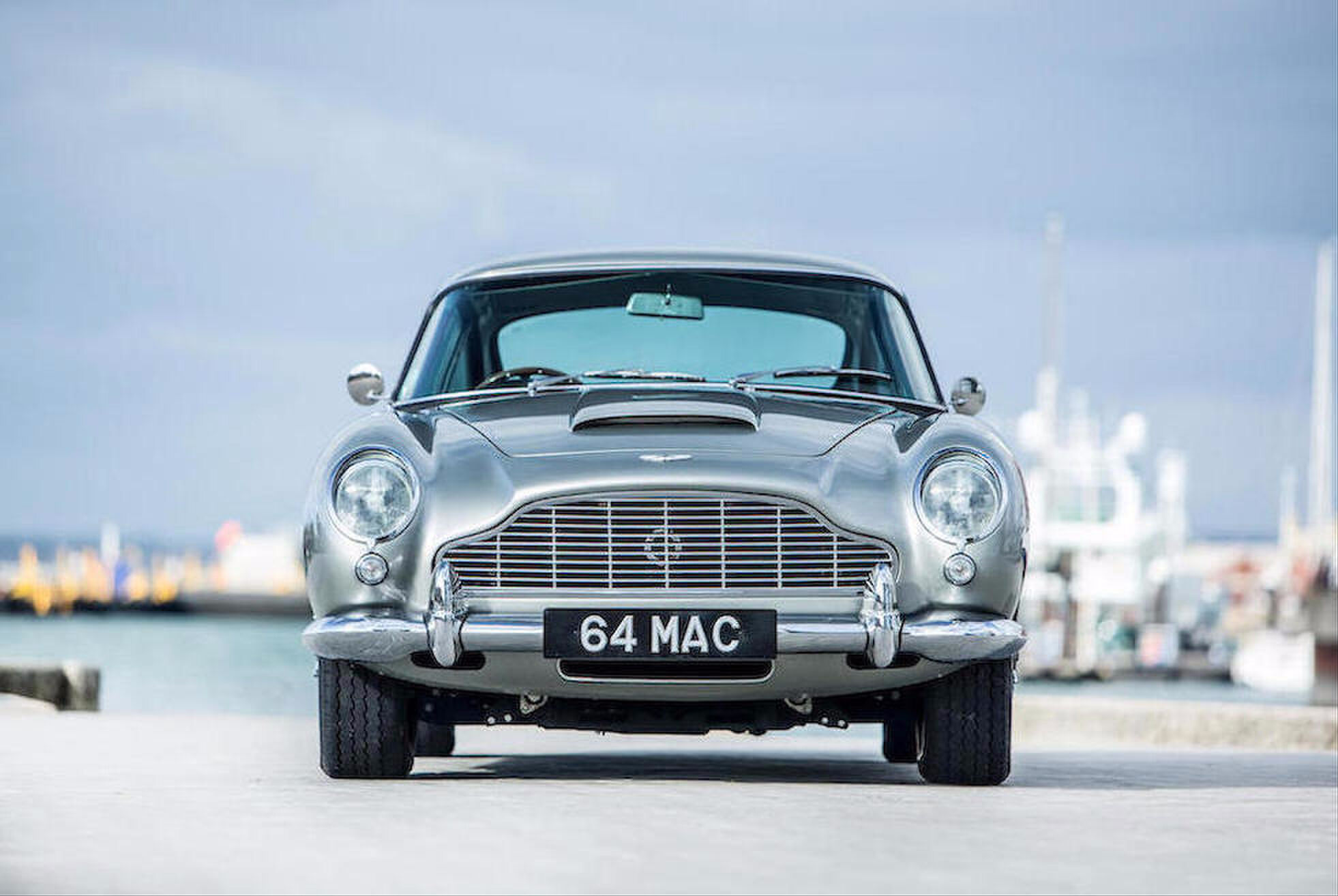 Paul McCartney Aston Martin DB5 MAN-MAN