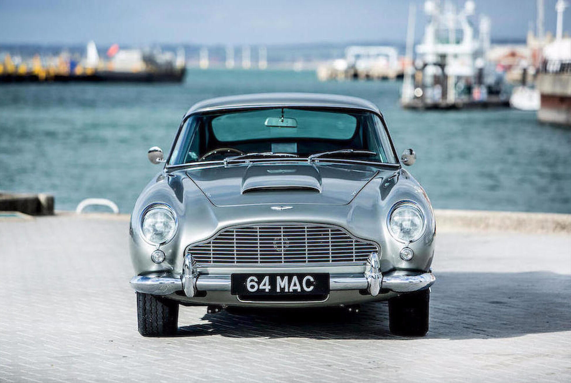 Paul McCartney Aston Martin DB5 MAN-MAN