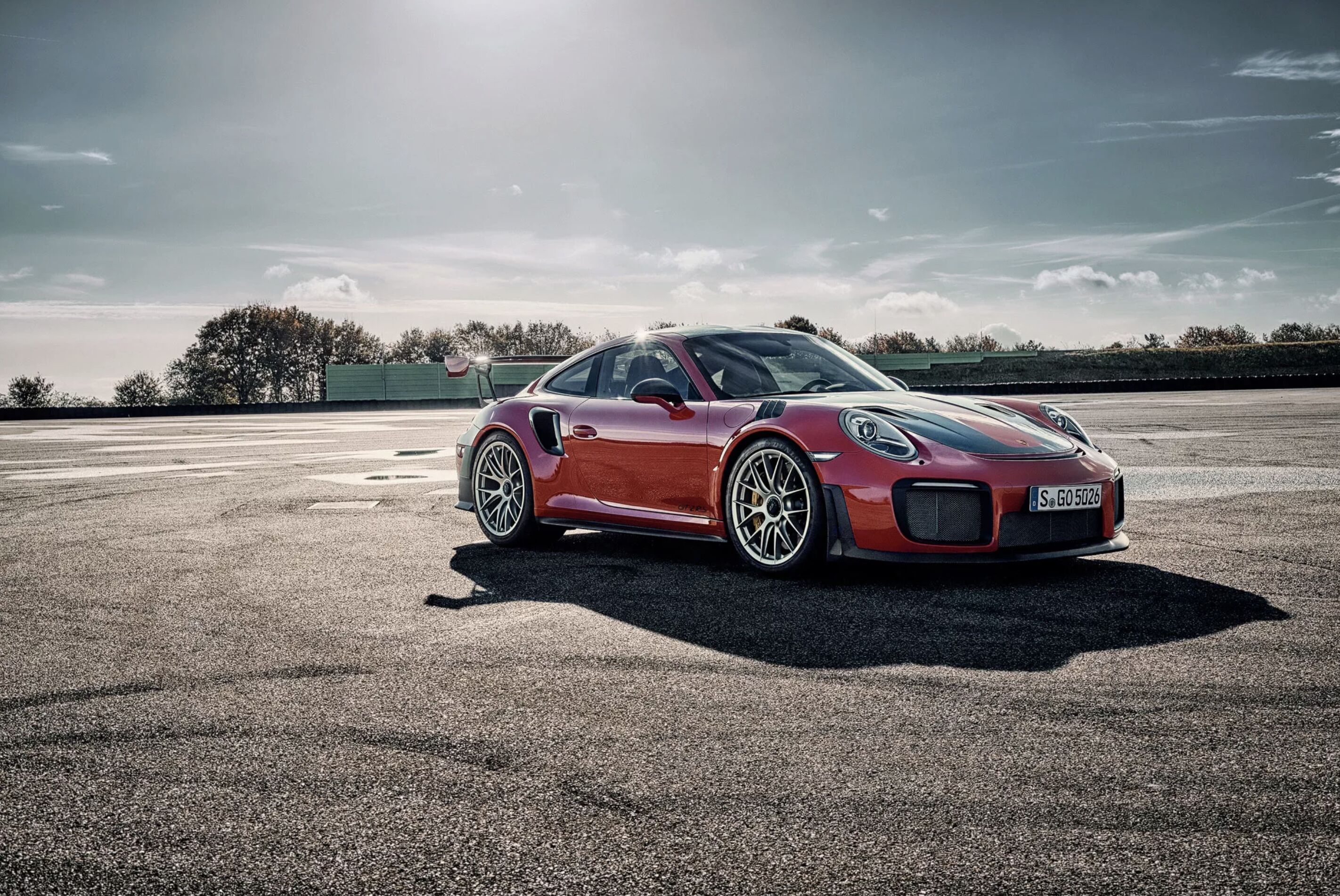 Porsche Mission E en Porsche GT2 RS Widowmaker Steffen Jahn MAN-MAN