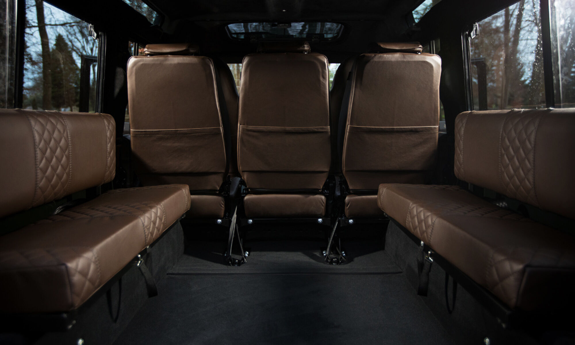 Arkonik Land Rover Defender Project KOOP D110 MAN-MAN
