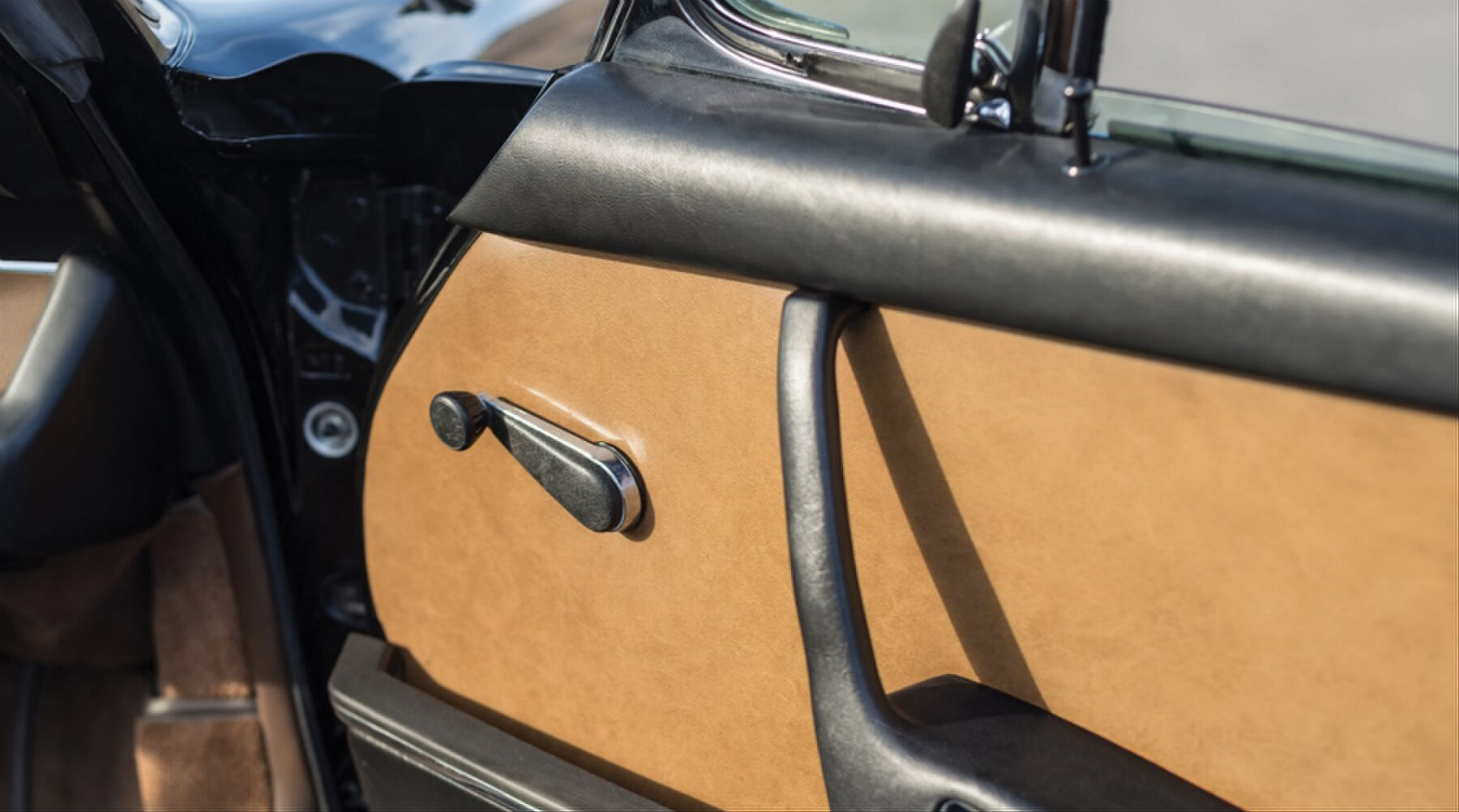 Porsche 911 E Targa RM Sotheby's MAN-MAN