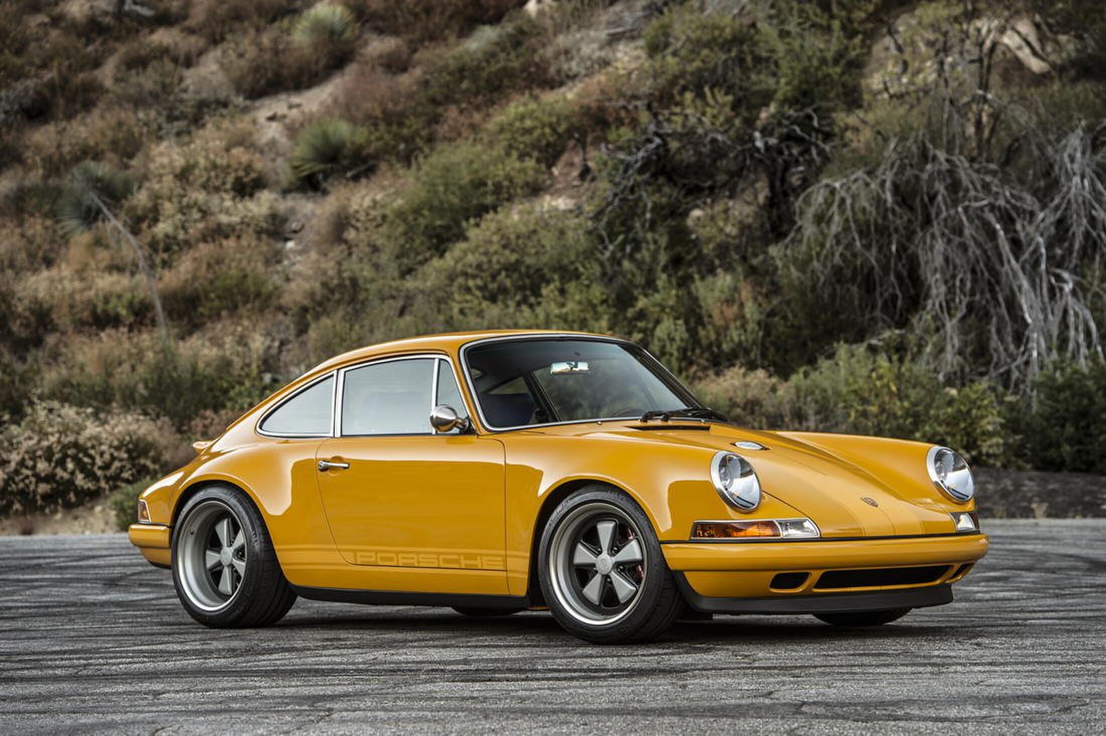 singer vehicle design porsche 911