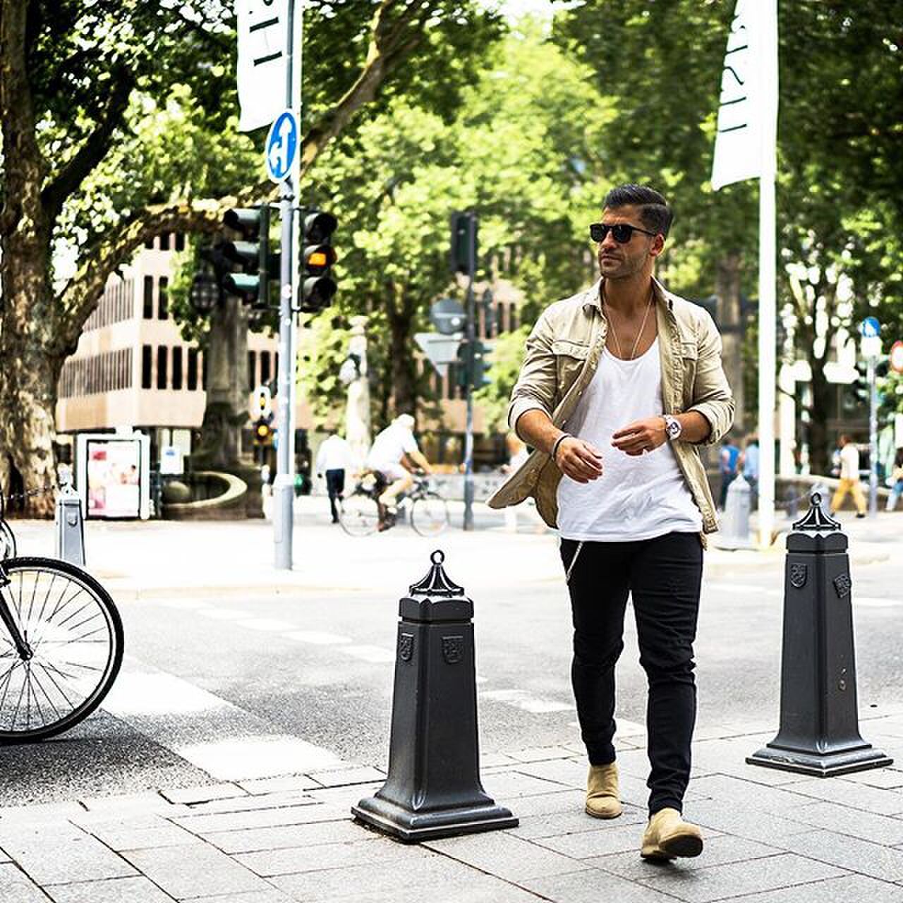 Beige shirt look