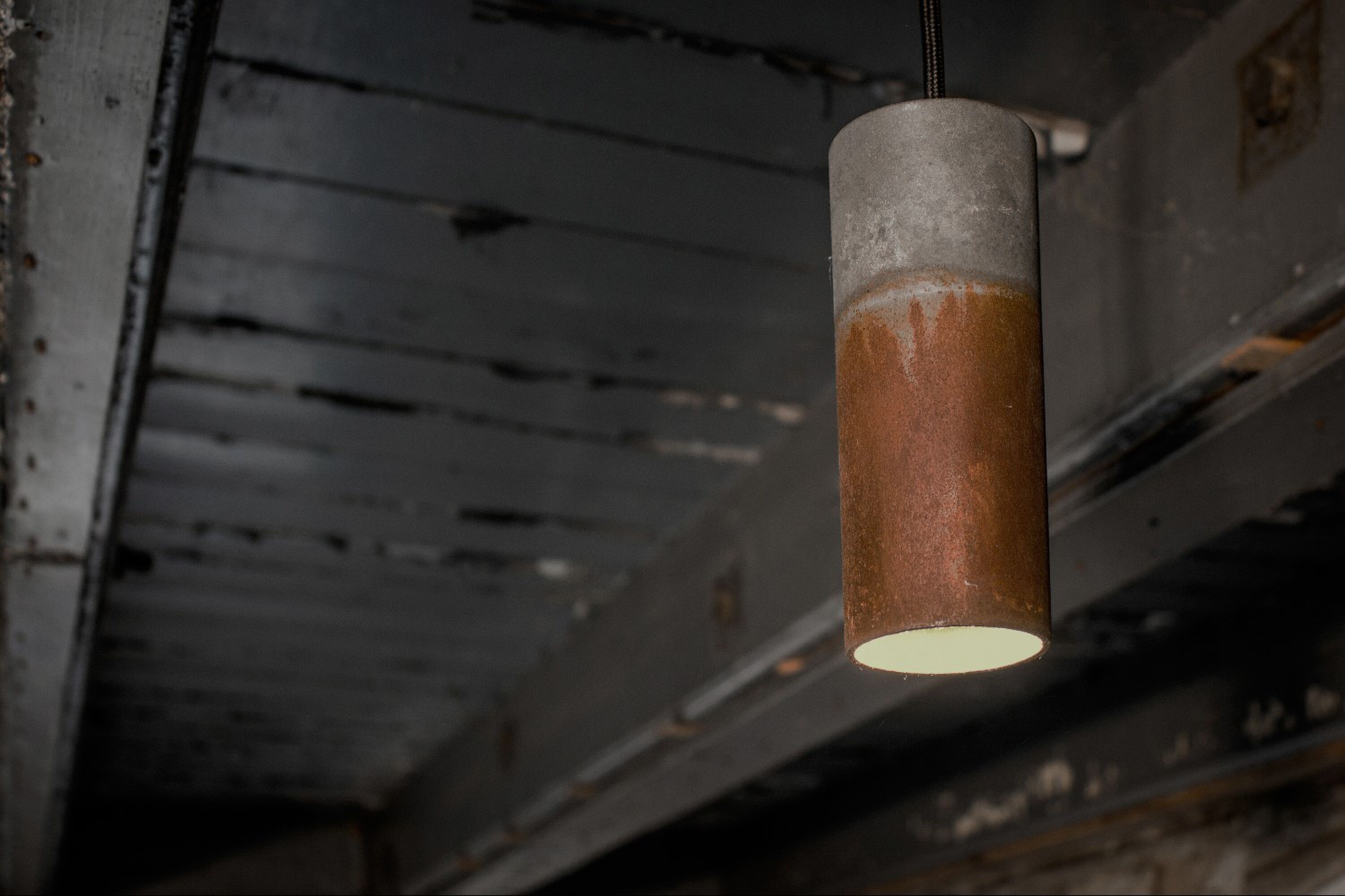 Roest Vertical-ambient-21