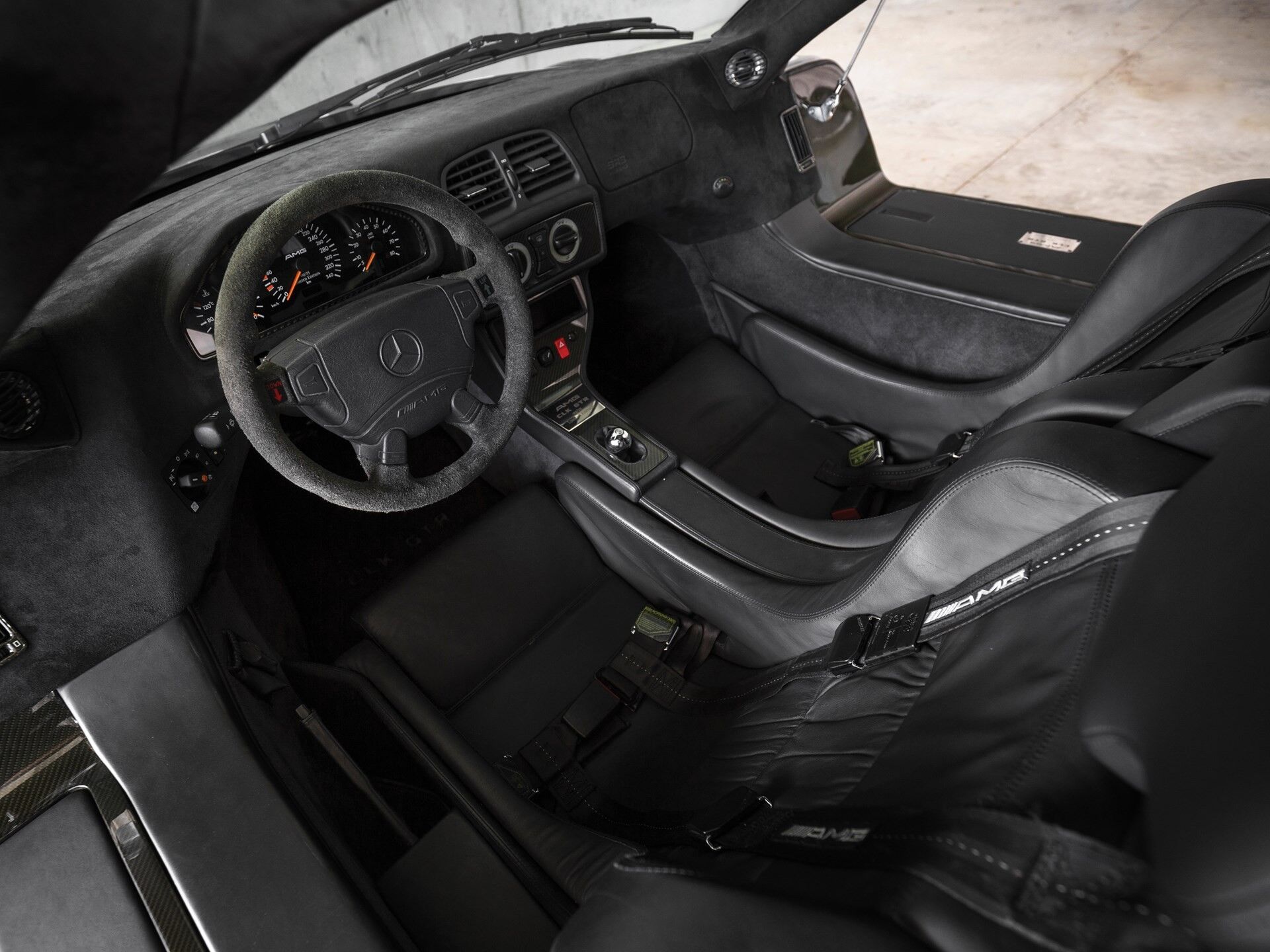 Mercedes-Benz AMG CLK GTR MAN MAN
