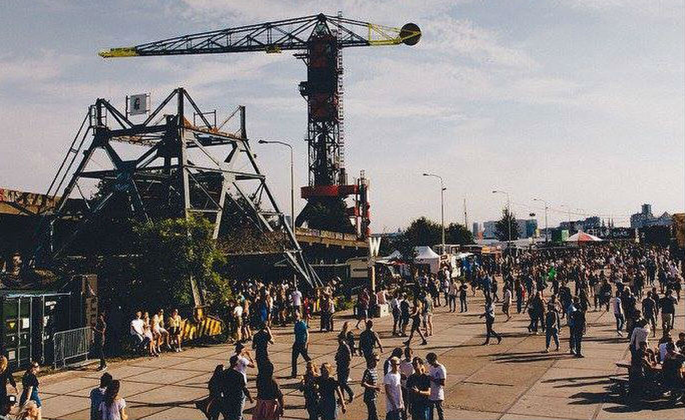 drumcode festival techno muziek ndsm-werf amsterdam MAN MAN