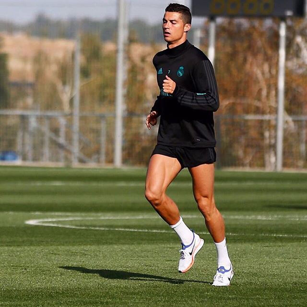 ronaldo workout MAN MAN