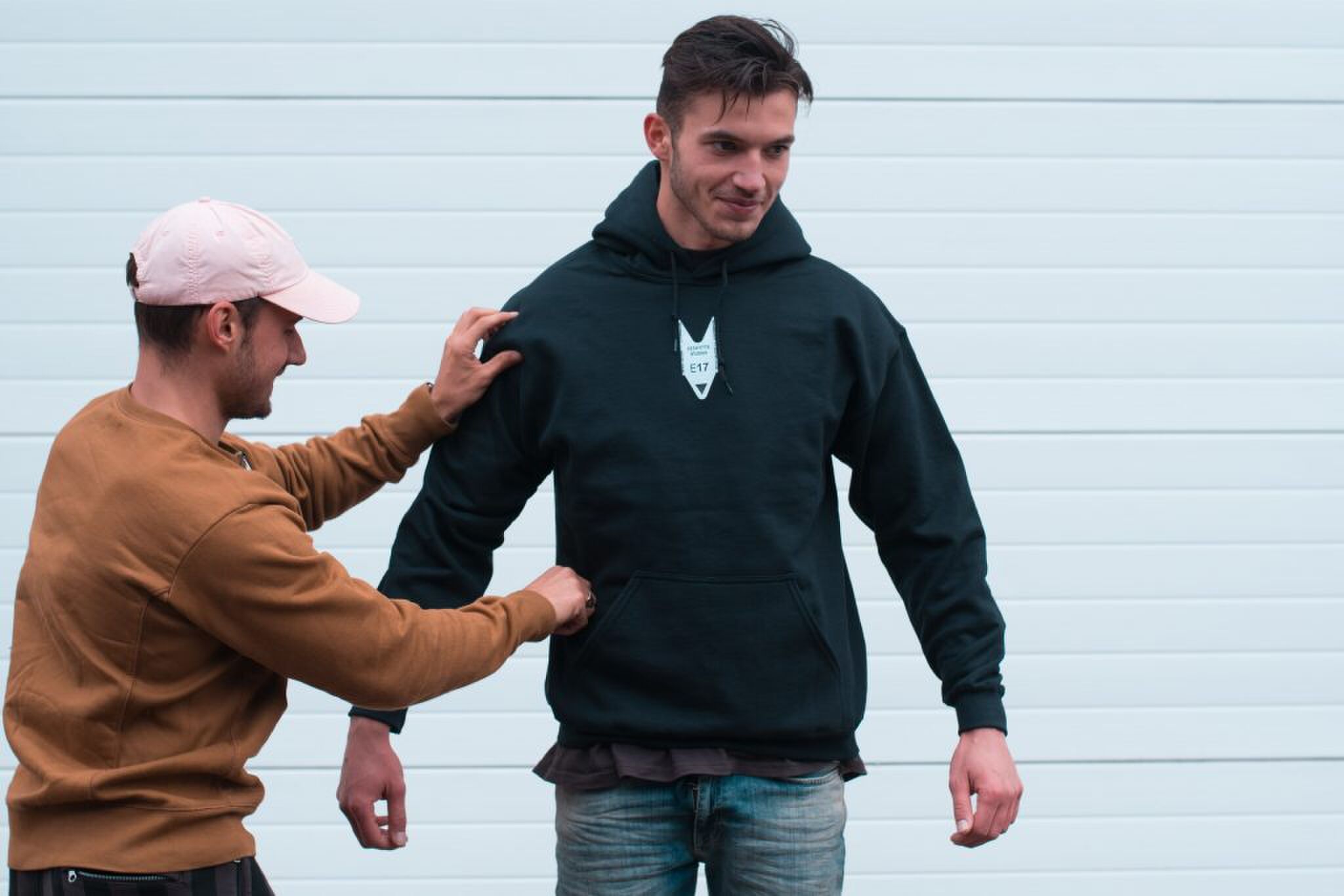 Estafette Studios kleding hoodies shirts Nederlands MAN MAN