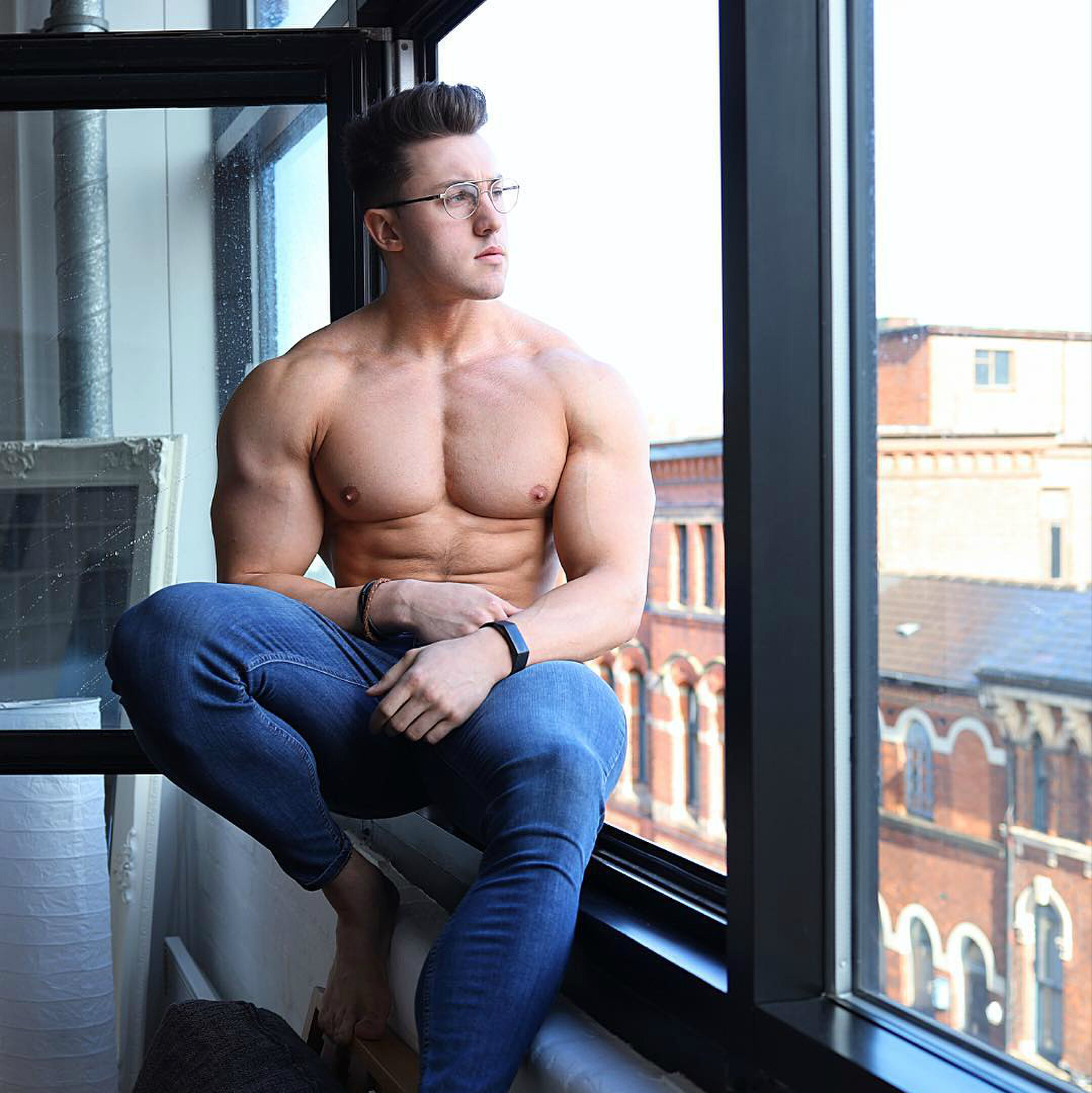 Zo herken je iemand die anabolen gebruikt MAN MAN