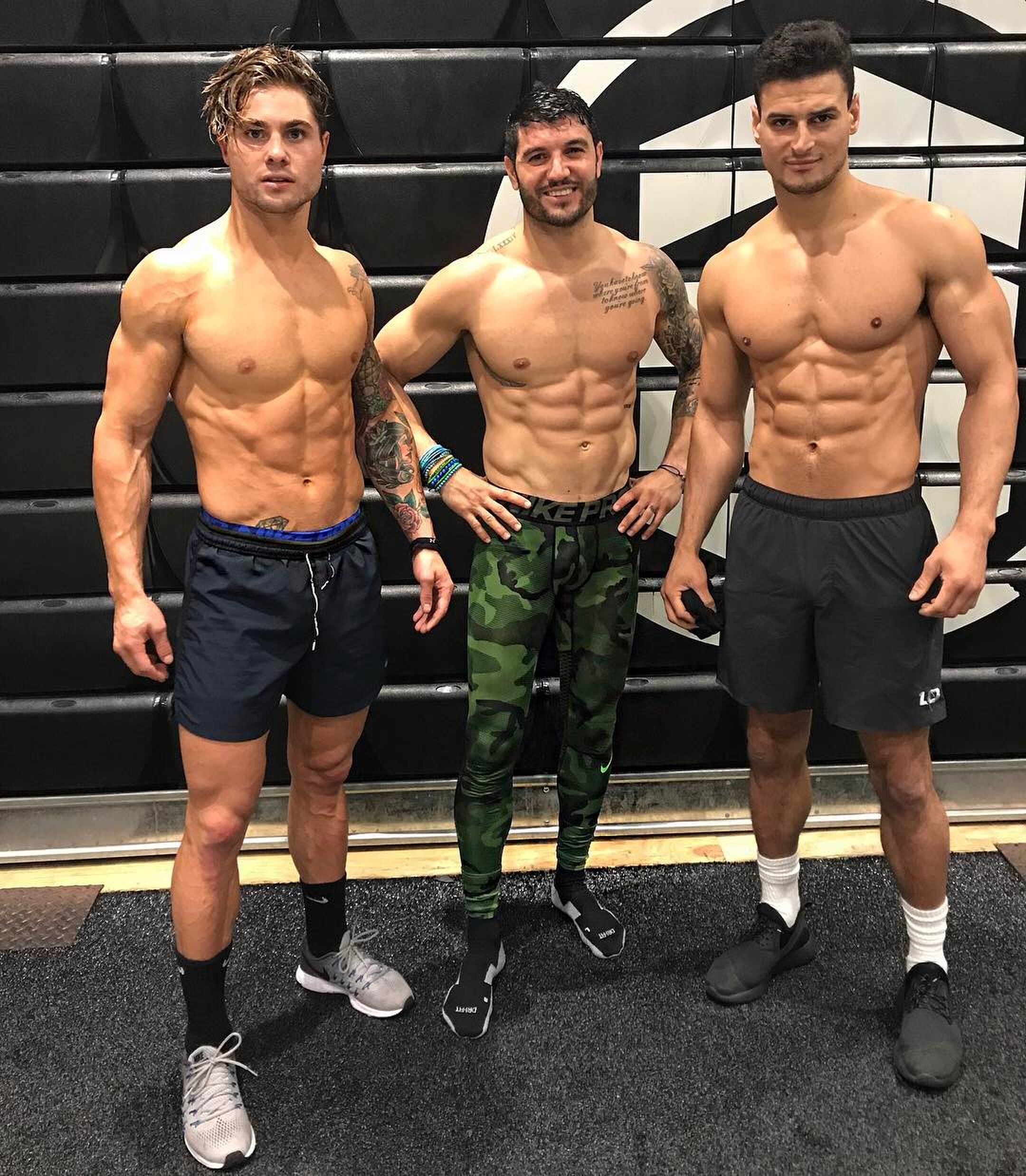 Hoe je door een trainingsplateau heen kan trainen voor spiermassa MAN MAN