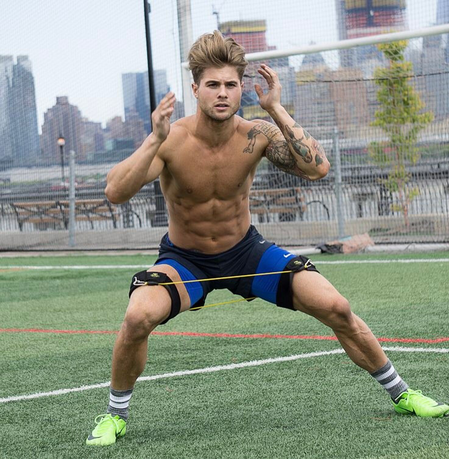 Hoe je door een trainingsplateau heen kan trainen voor spiermassa MAN MAN