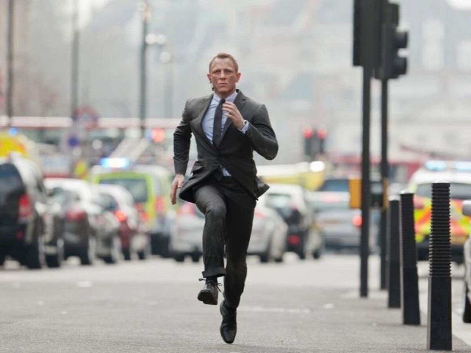 Daniel Craig