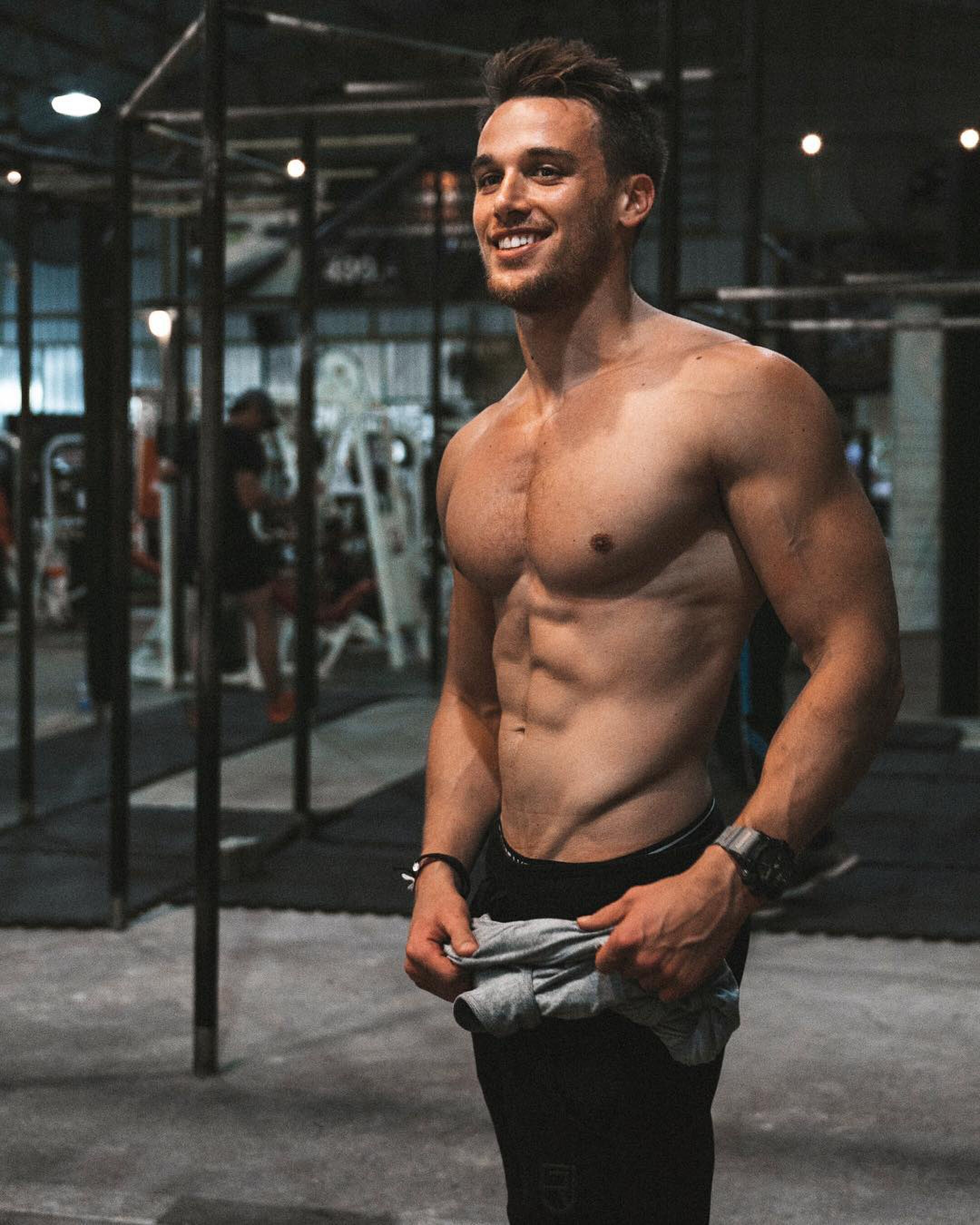 Buikspieren trainen: de waarheid achter hoe vaak jij ze moet trainen MAN MAN