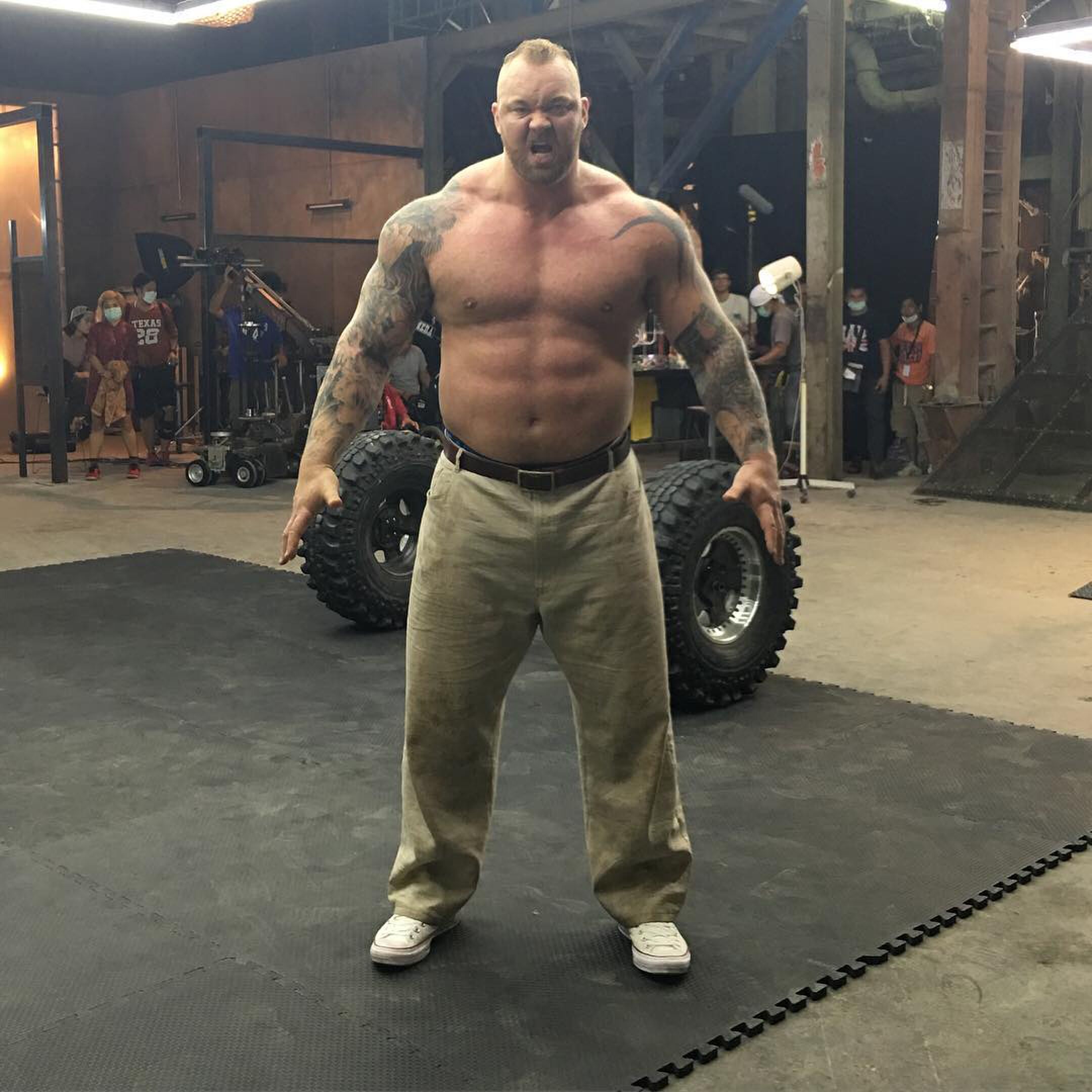 Before/after: bizarre transformatie van ''the mountain'' van game of thrones MAN MAN