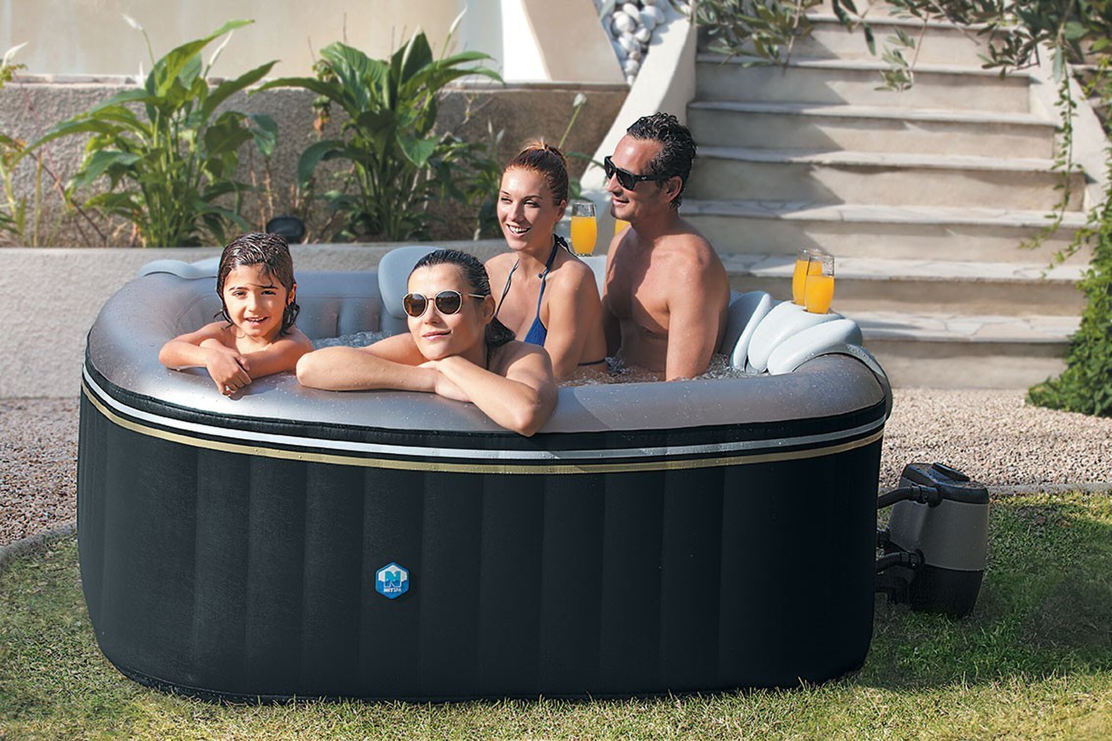 opblaasbare jacuzzi 4 personen